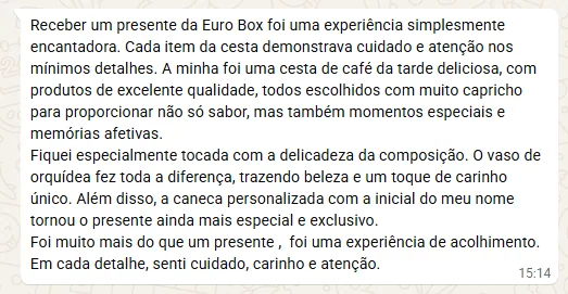 Print da avaliação 5 estrelas da cliente Karen sobre a EuroBox Gourmet