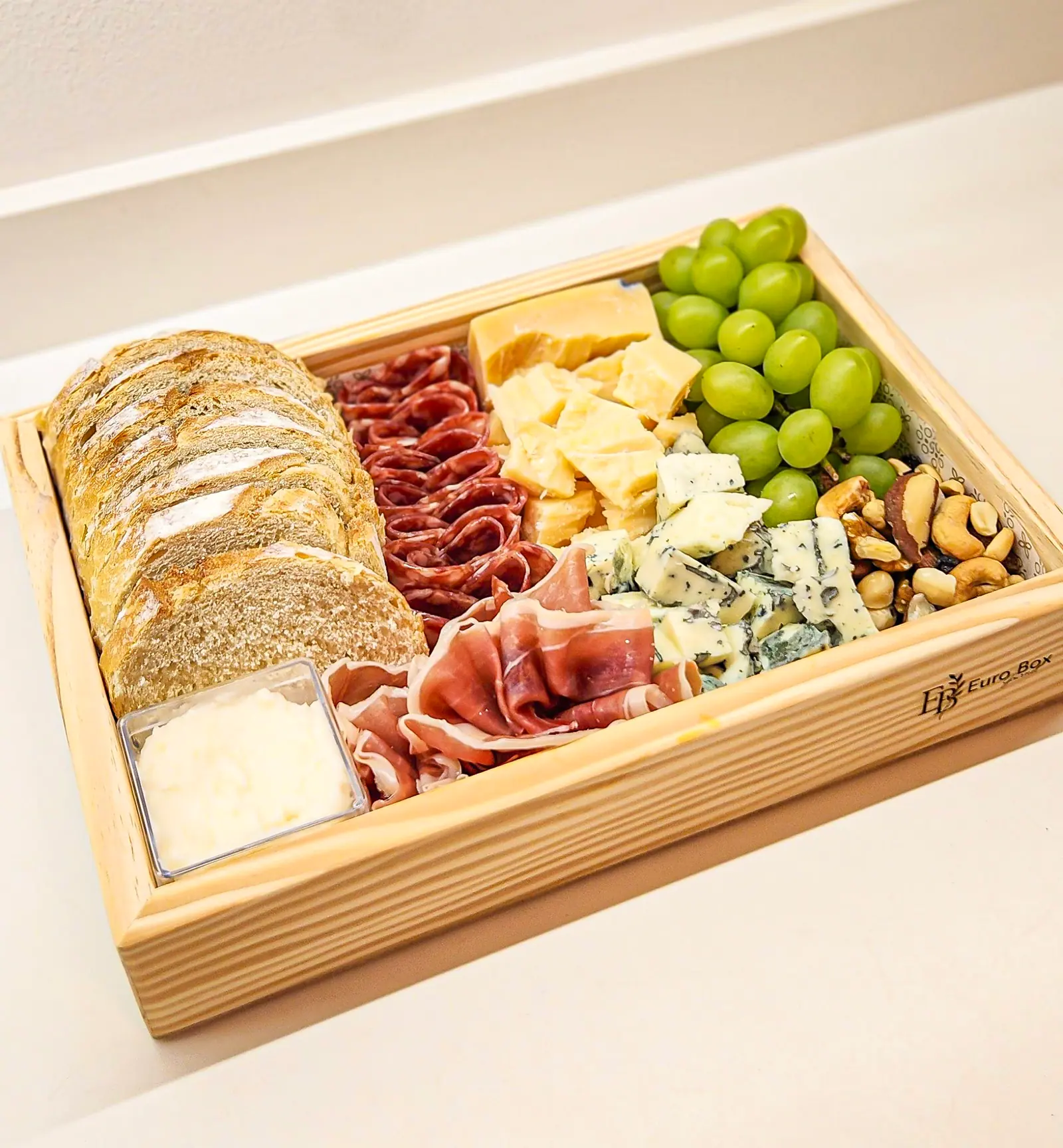 Cesta Happy Hour EuroBox Gourmet — Para momentos de celebração.